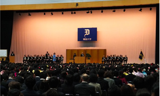 (35周年記念館アリーナの中)